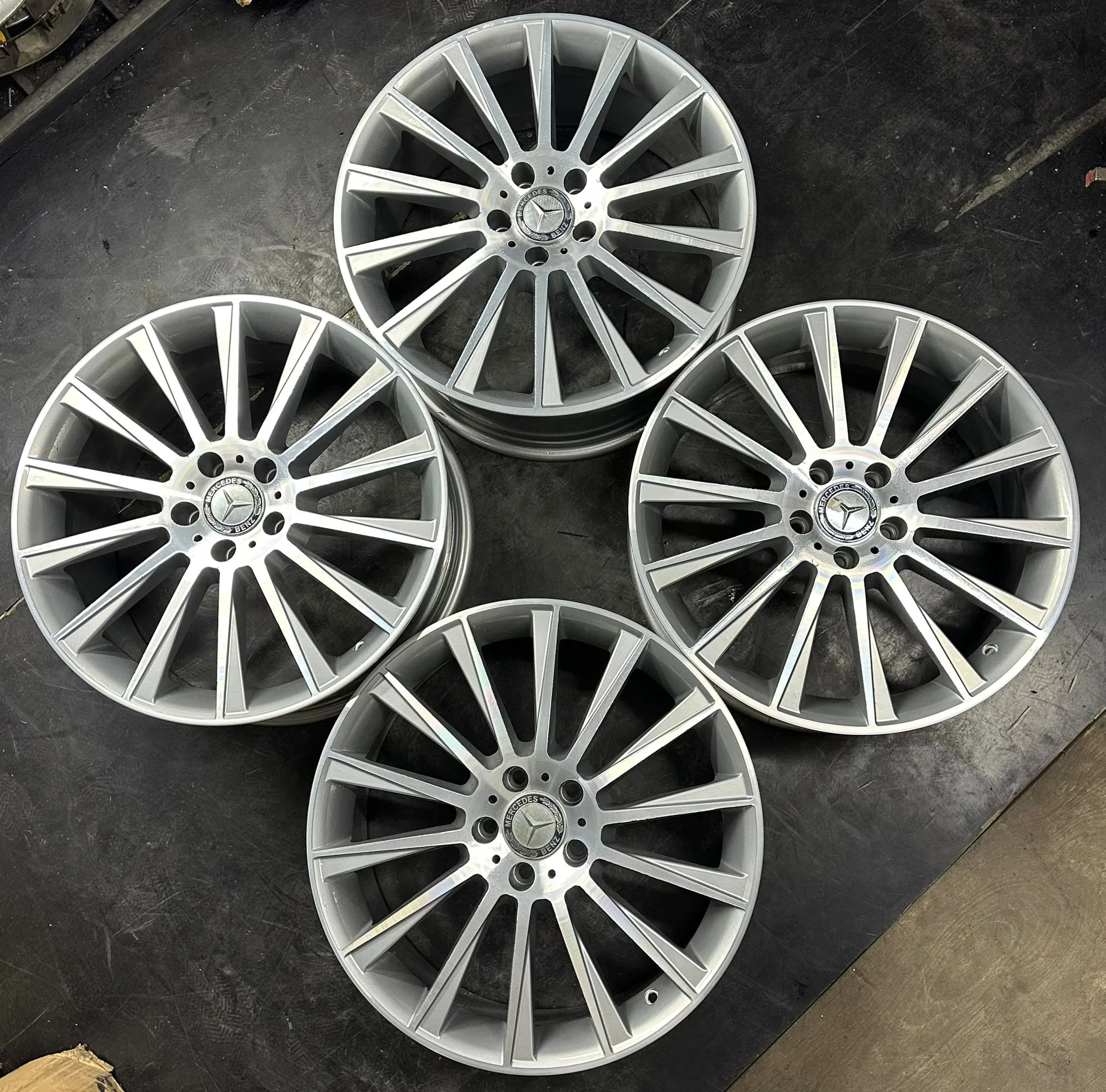 5x112 19 İNÇ J8/9 ET44/49 MERCEDES AMG W222 JANT TAKIMI