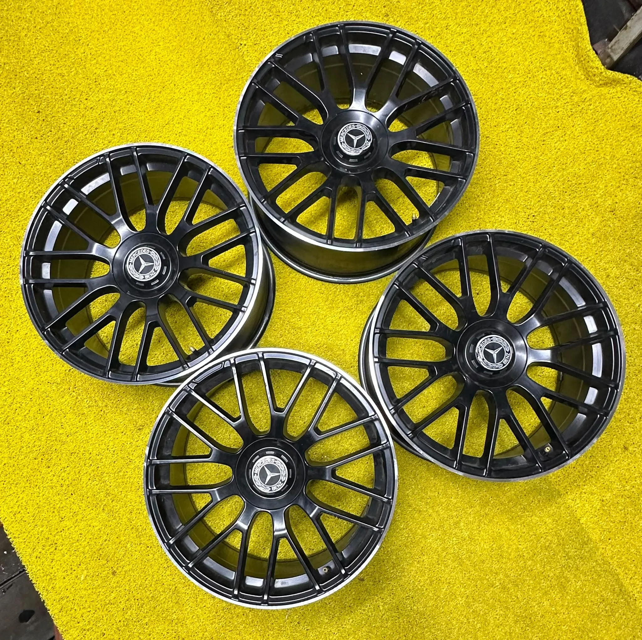 5x112 19 İNÇ J8.5 ET35 MERCEDES JANT TAKIMI