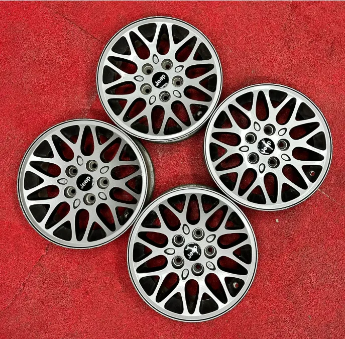 5x114.3 15 İNÇ J7 ET31 ORJİNAL JEEP JANT TAKIMI