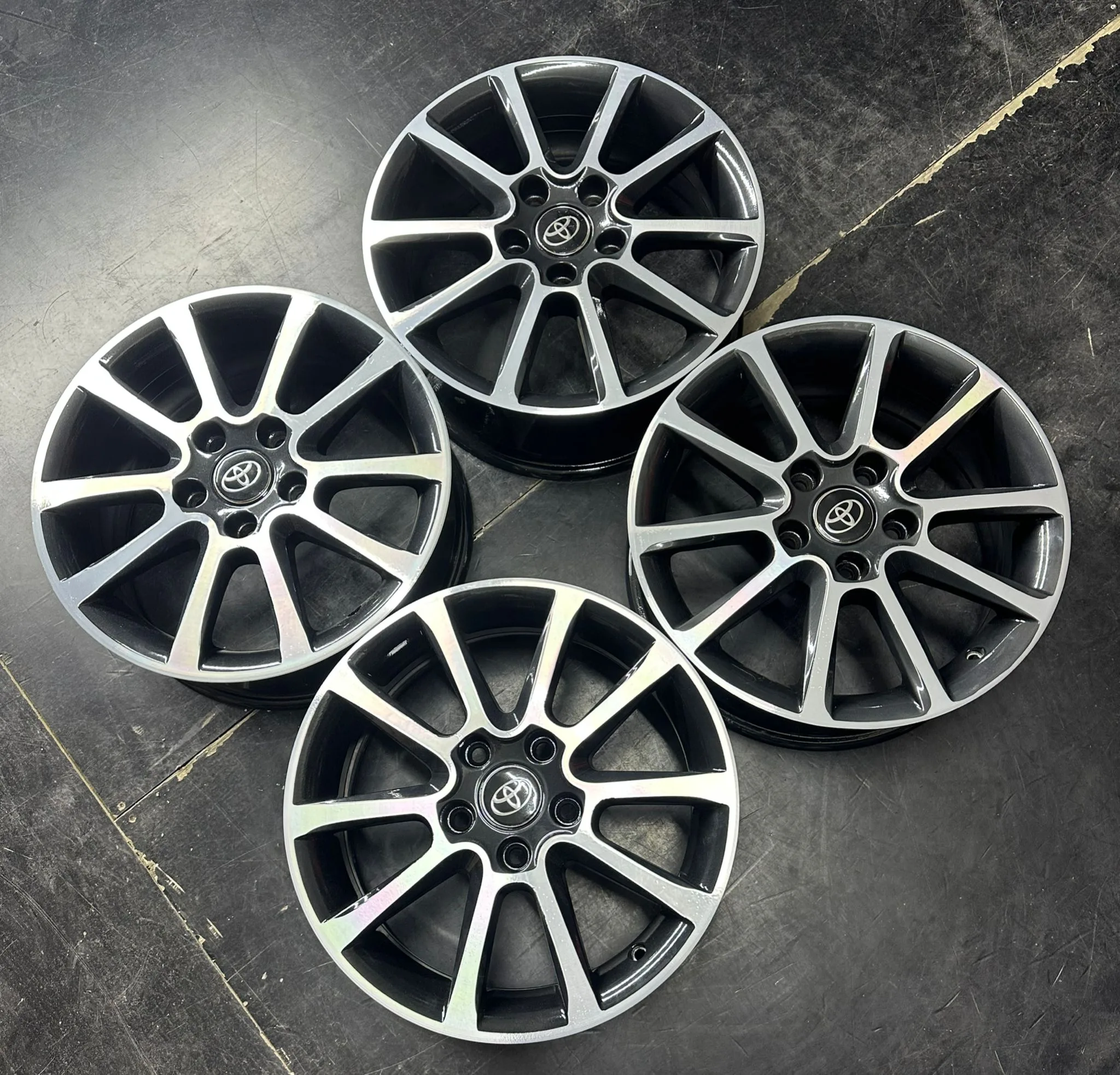 5x114.3 16 İNÇ J6.5 ET50 ORJİNAL TOYOTA JANT TAKIMI