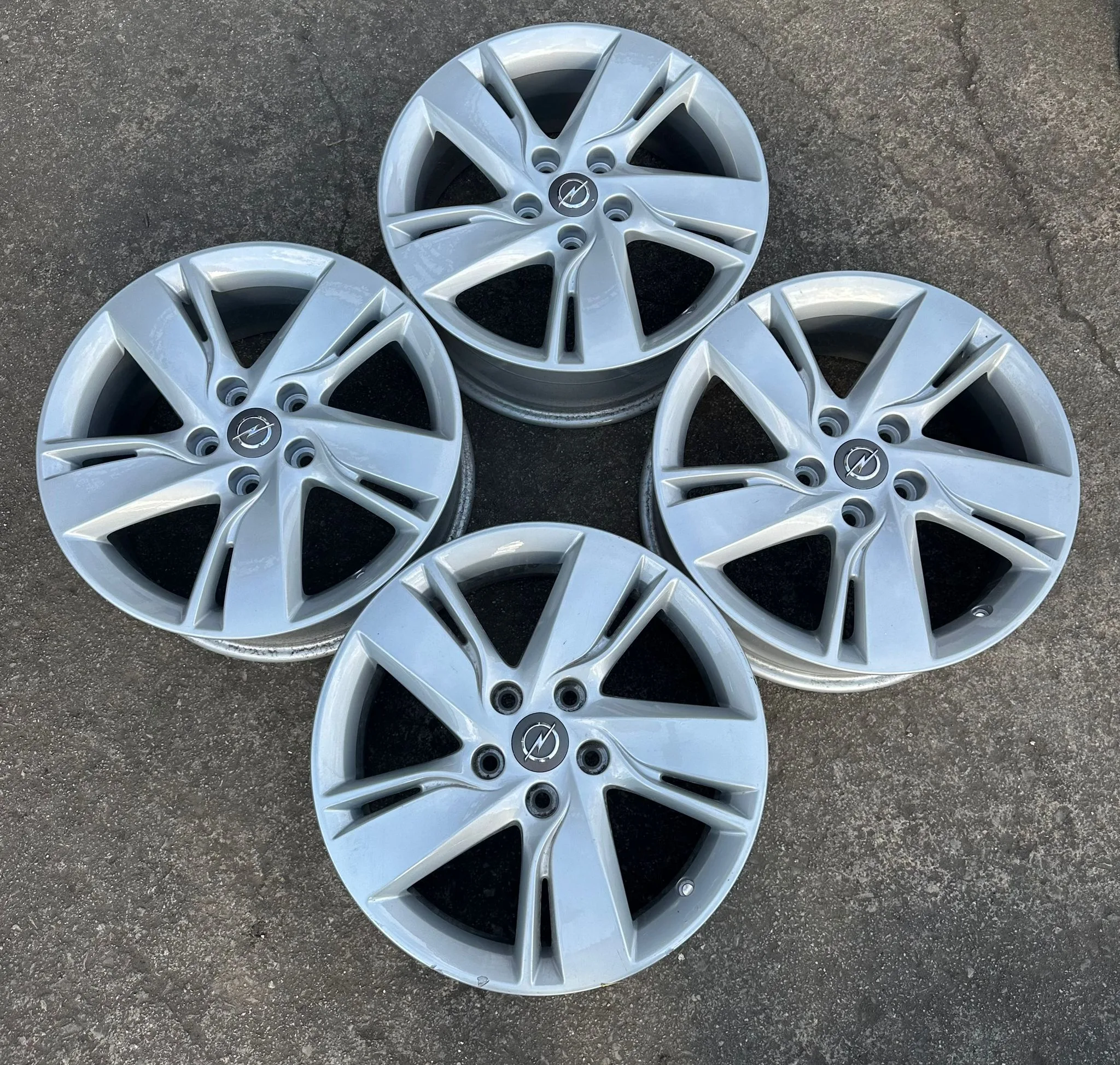 5x115 17 İNÇ J7 ET44 ORJİNAL OPEL ASTRA J JANT TAKIMI (K6
