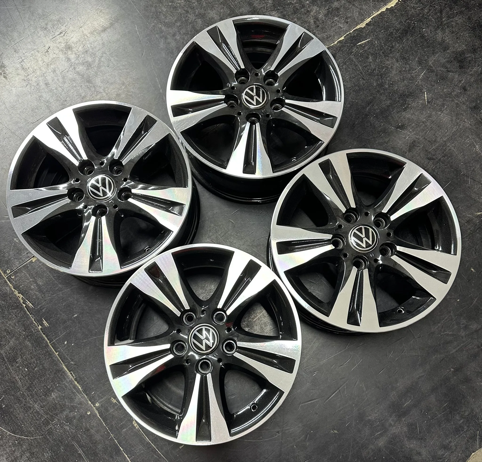 5x120 16 İNÇ J7 ET44 ORJİNAL TRANSPORTER JANT TAKIMI