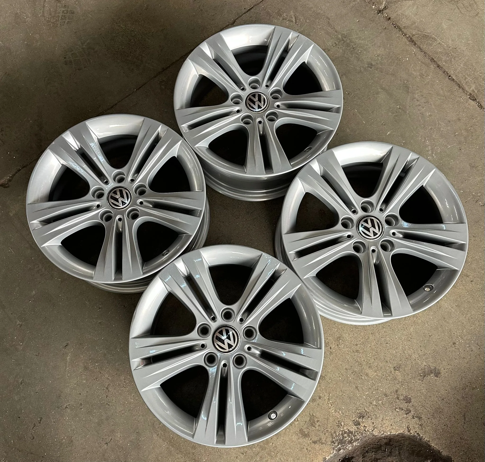 5x120 17 İNÇ J7 ET37 ORJİNAL TRANSPORTER JANT TAKIMI (K6)