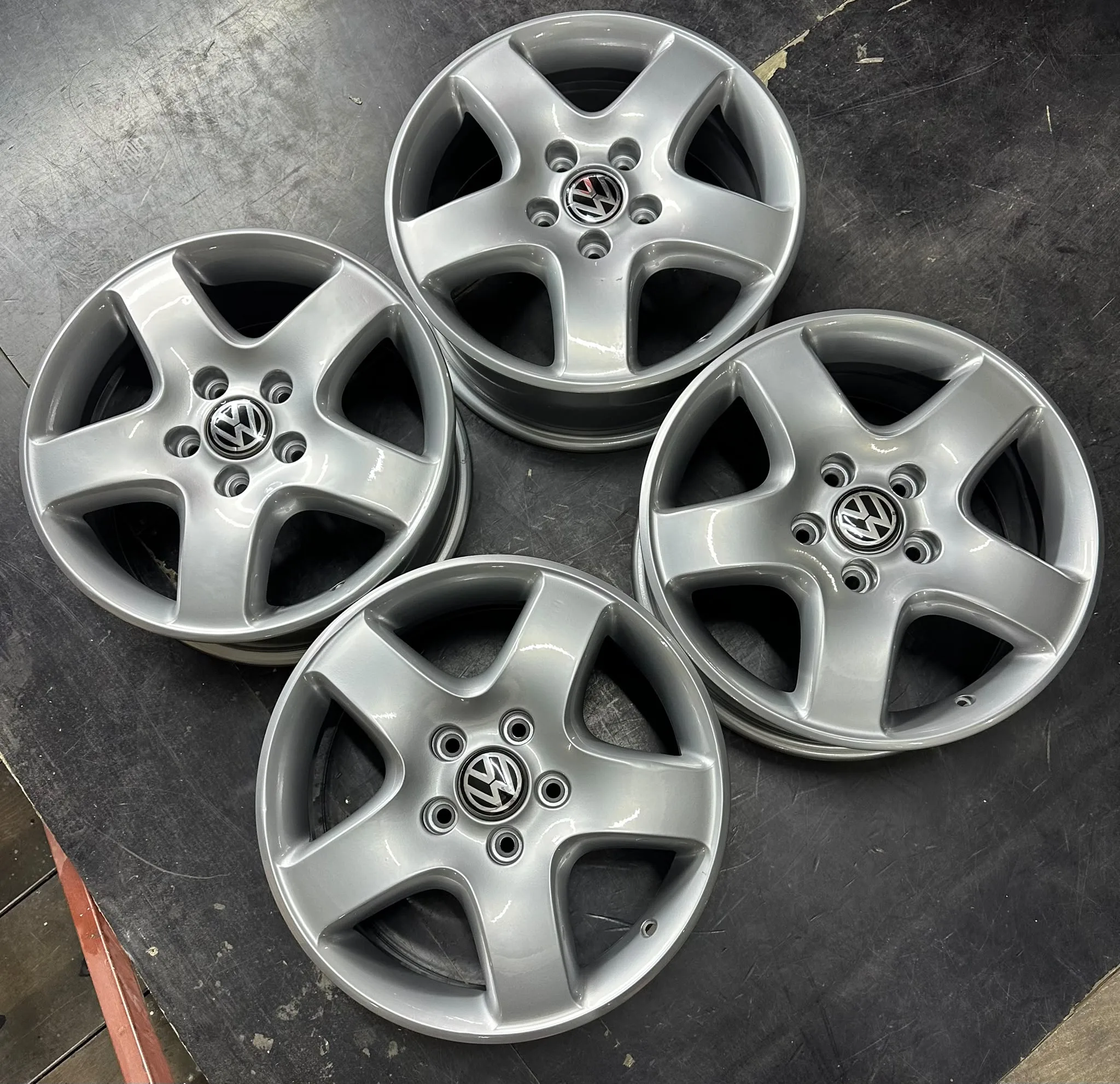 5x120 17 İNÇ J7 ET55 ORJİNAL TRANSPORTER CARAVELLA JANT TAKIM