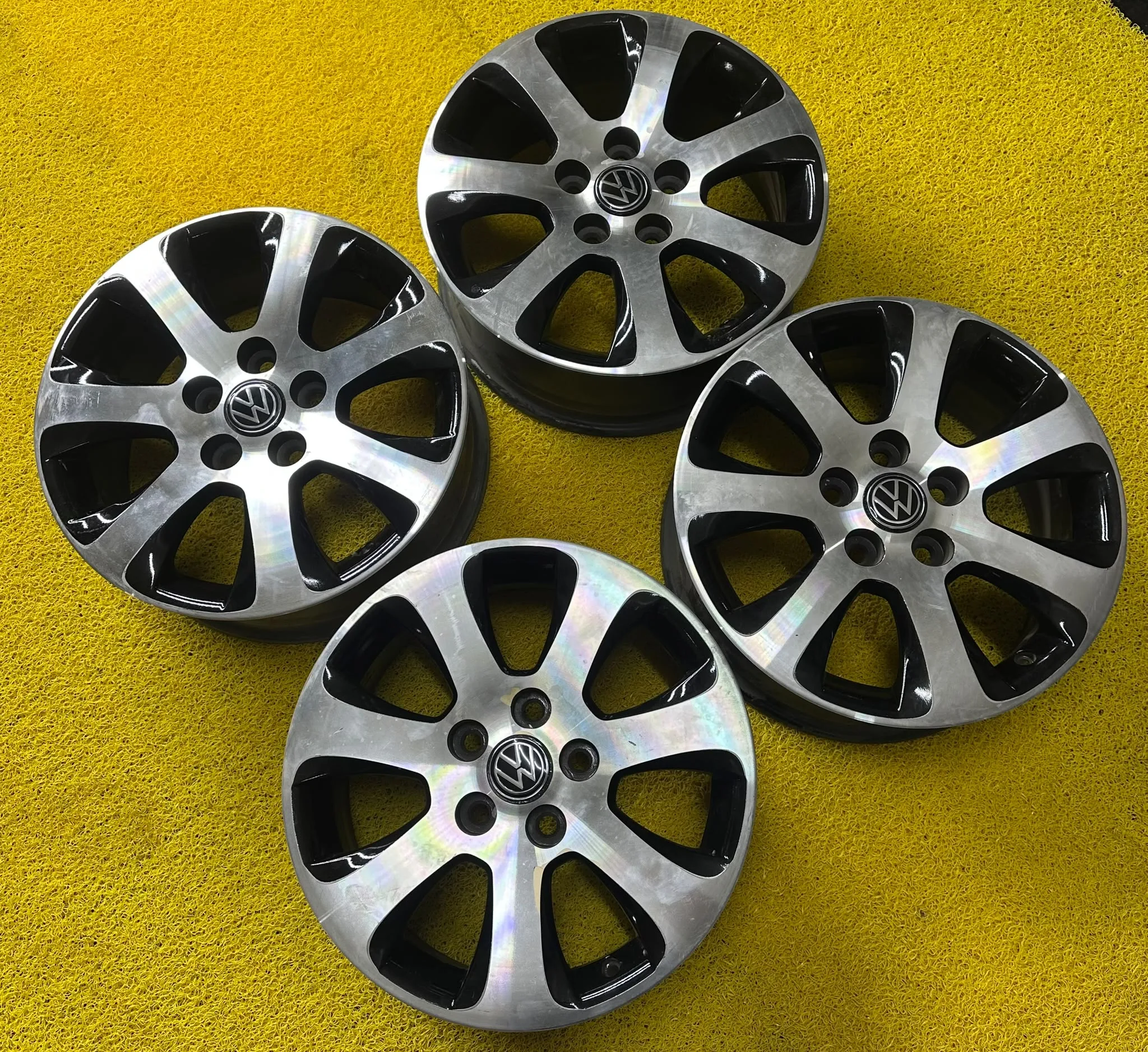 5x120 17 İNÇ J7 ET41 ORJİNAL TRANSPORTER JANT TAKIMI