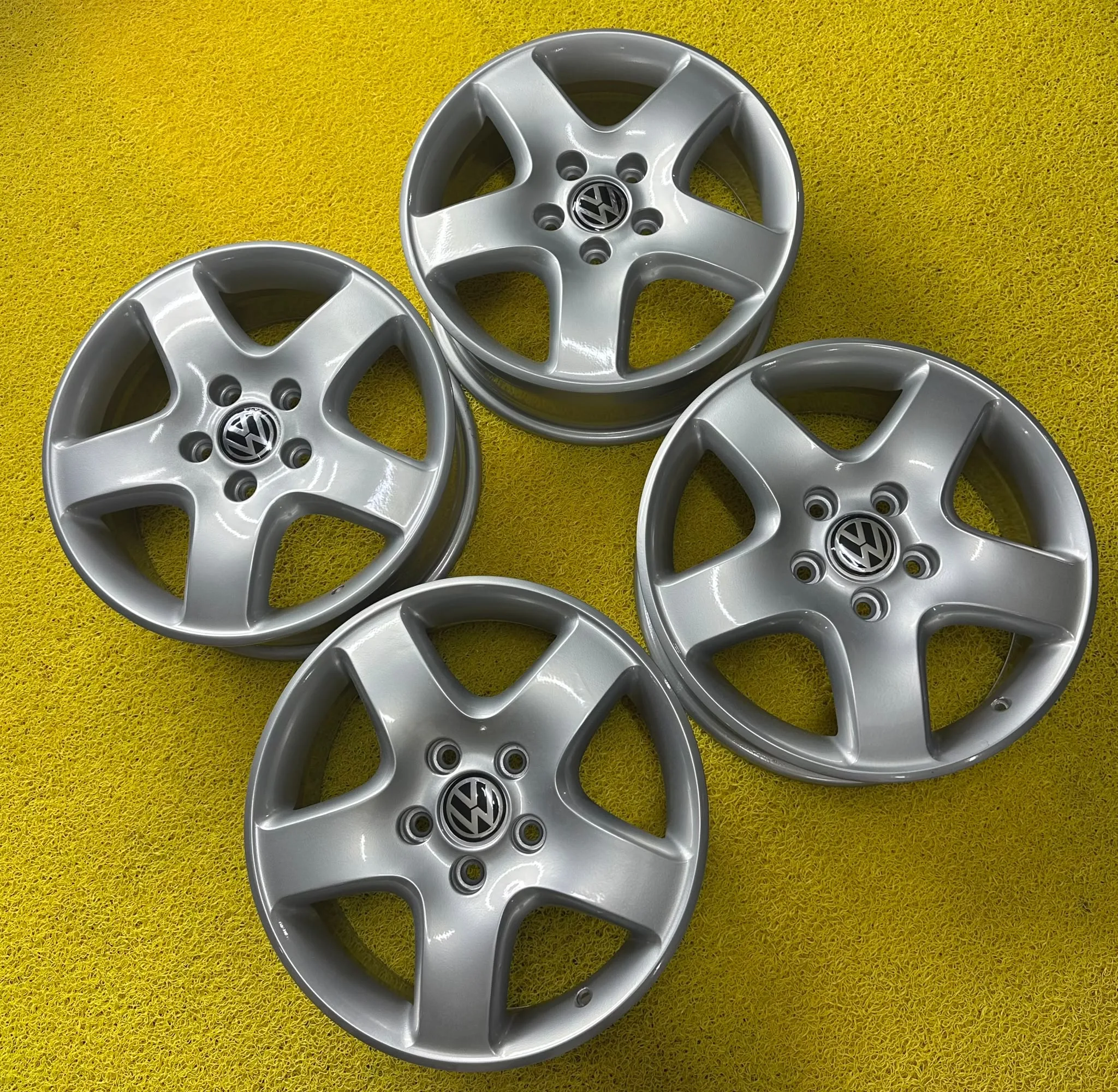 5x120 17 İNÇ J7 ET55 ORJİNAL TRANSPORTER T5-T6 JANT TAKIMI