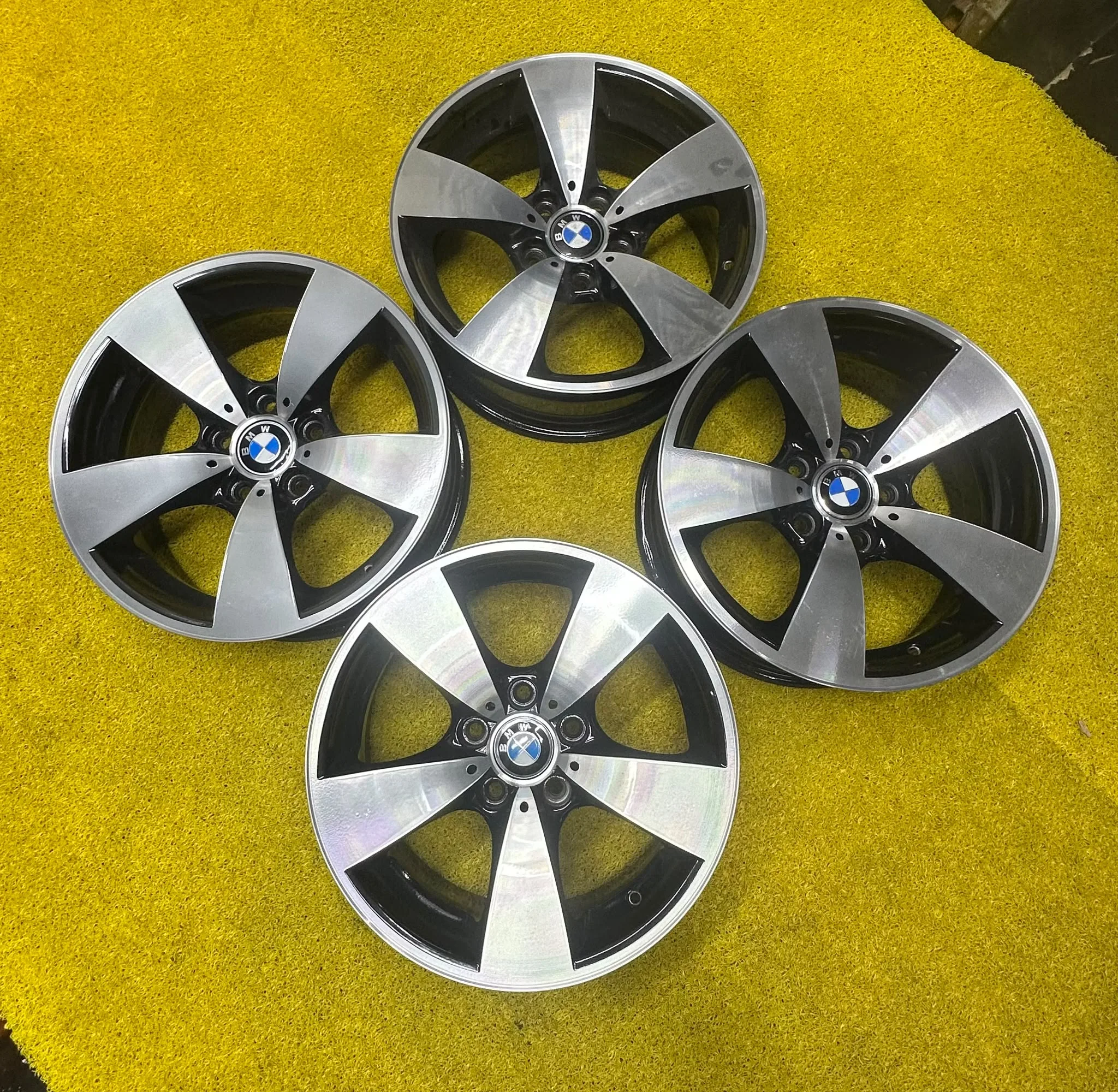 5x120 17 İNÇ J7.5 ET20 ORJİNAL BMW JANT TAKIMI (İŞLEMLİ)
