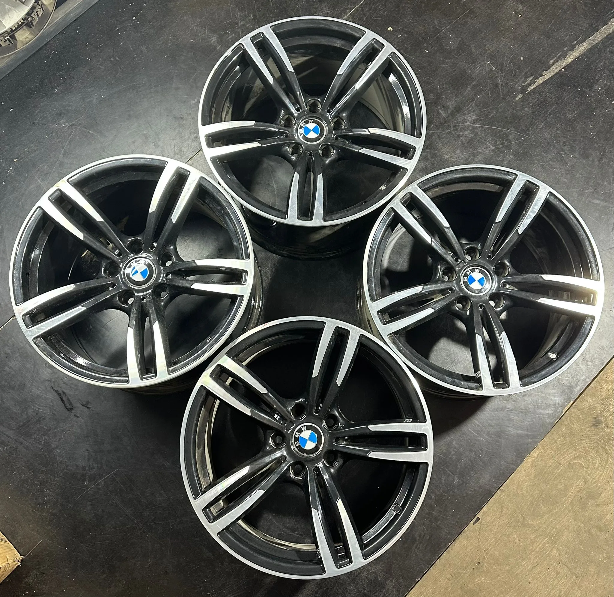 5x120 18 İNÇ J9.5-8.5 ET37-34 BMW M SPORT F10 JANT TAKIMI (İŞLEMLİ)