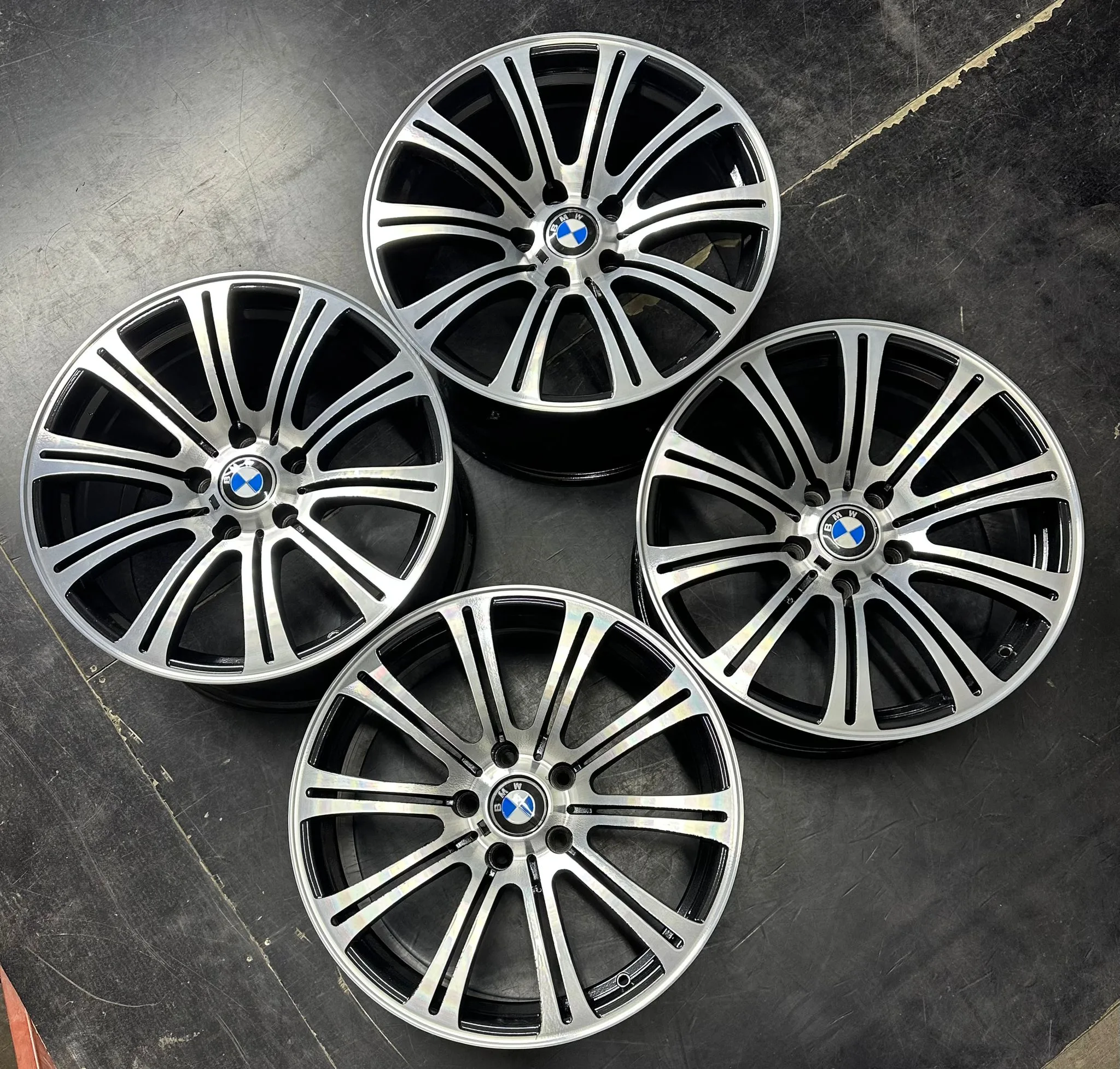 5x120 18 İNÇ J8/9 ET35/38 BMW STYLE 220 JANT TAKIMI (İŞLEMLİ)