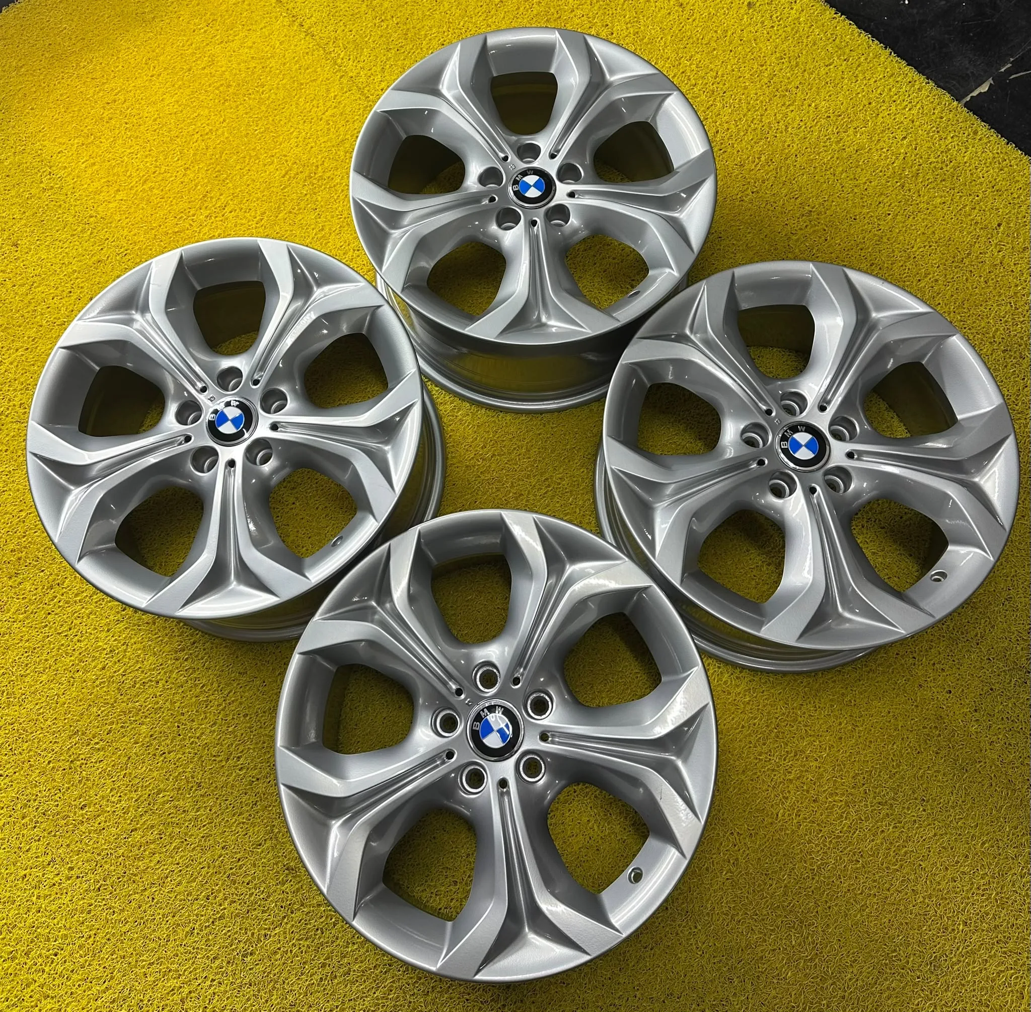 5x120 19 İNÇ J10-9 ET53-48 ORJİNAL BMW X5 E70 JANT TAKIMI