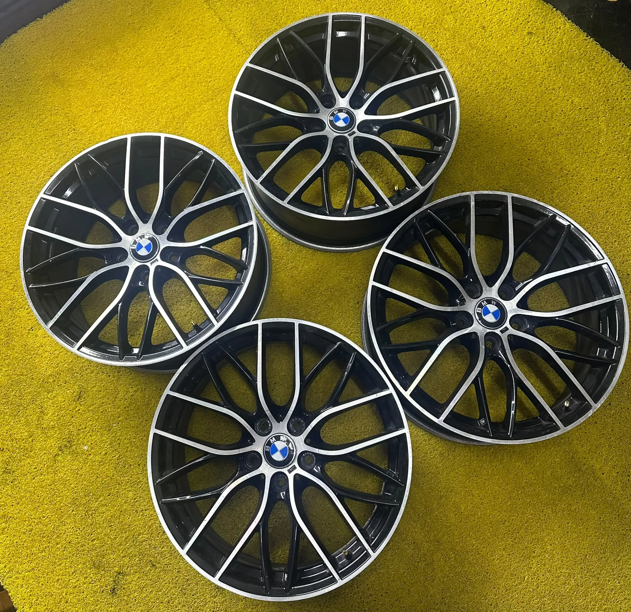 5x120 19 İNÇ J9.5-8-5 ET45-35 BMW F30 M PERFORMANCE JANT TAKIMI