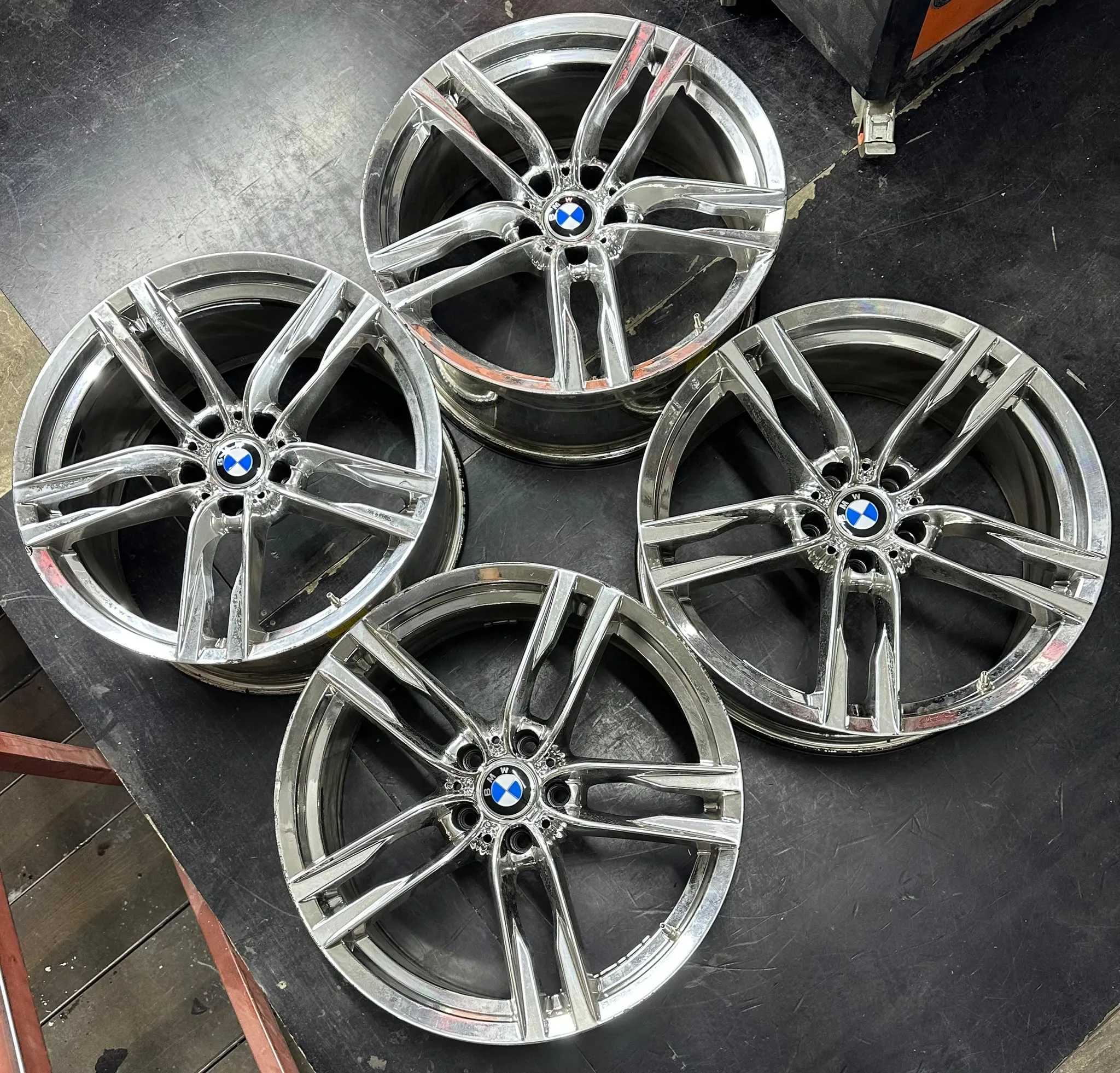 5x120 20 İNÇ J9.5-8.5 ET25-30 BMW KROM F10 JANT TAKIMI