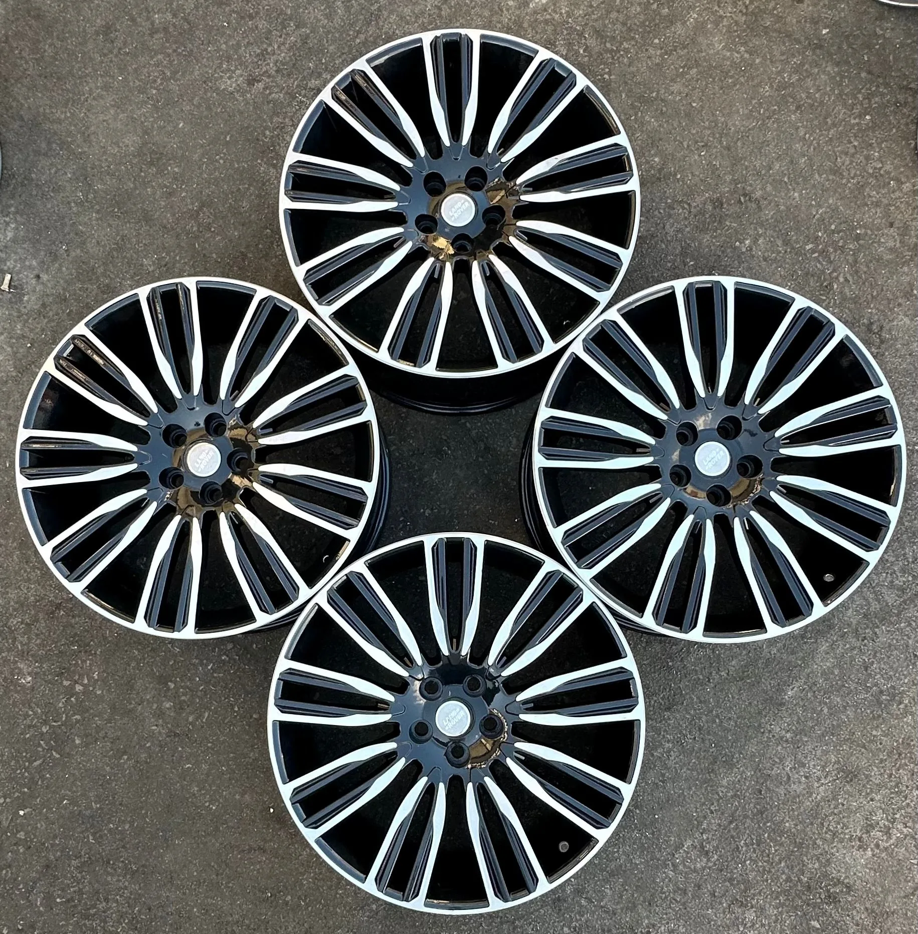 5x120 22 İNÇ J9.5 ET20 LAND ROVER RANGE VOGUE SPORT DİSCOVERY JANT TAKIMI (K6)