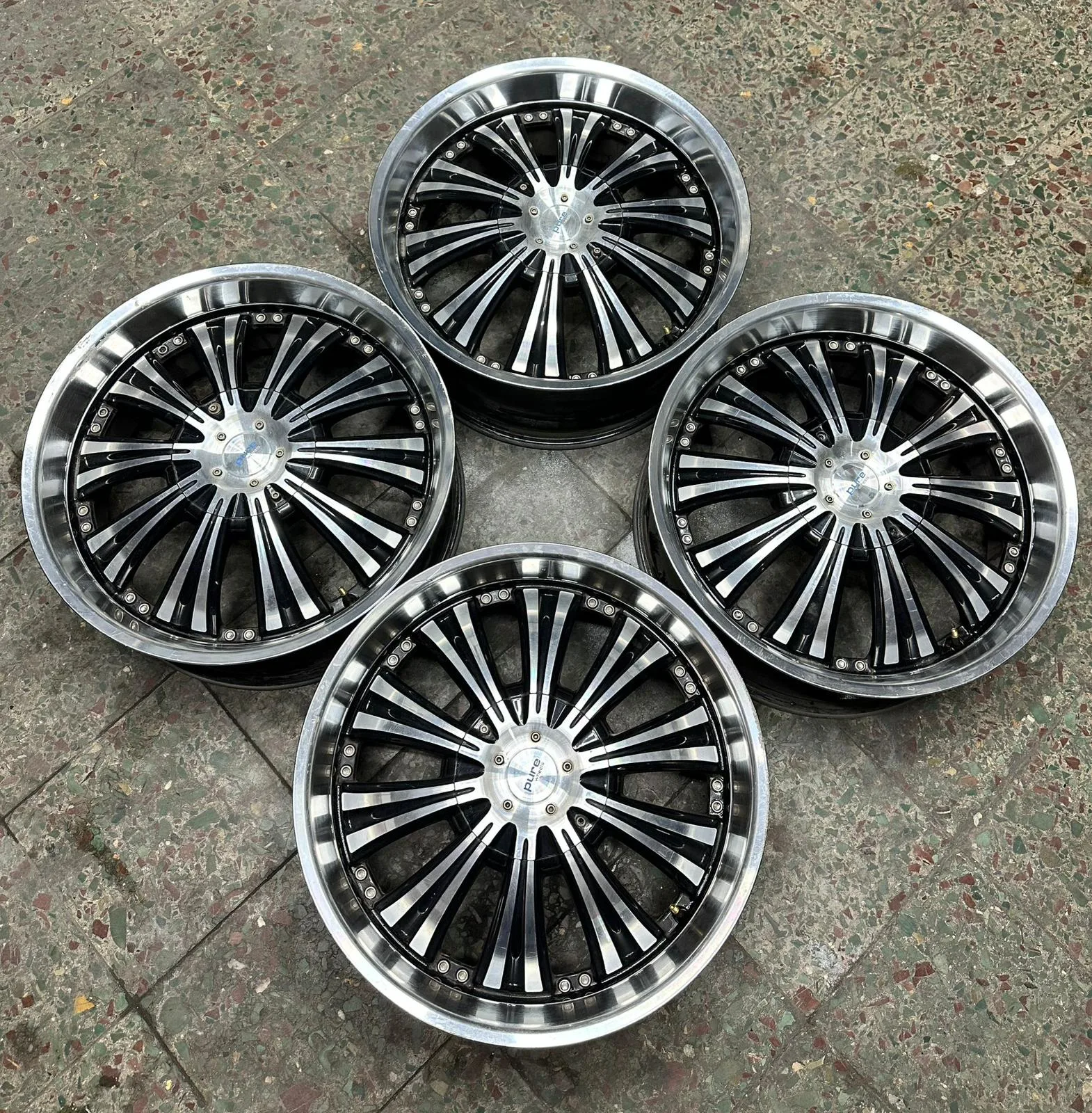 5x120 20 İNÇ J8.5 ET15 PURE WHEELS JANT TAKIMI (K6)