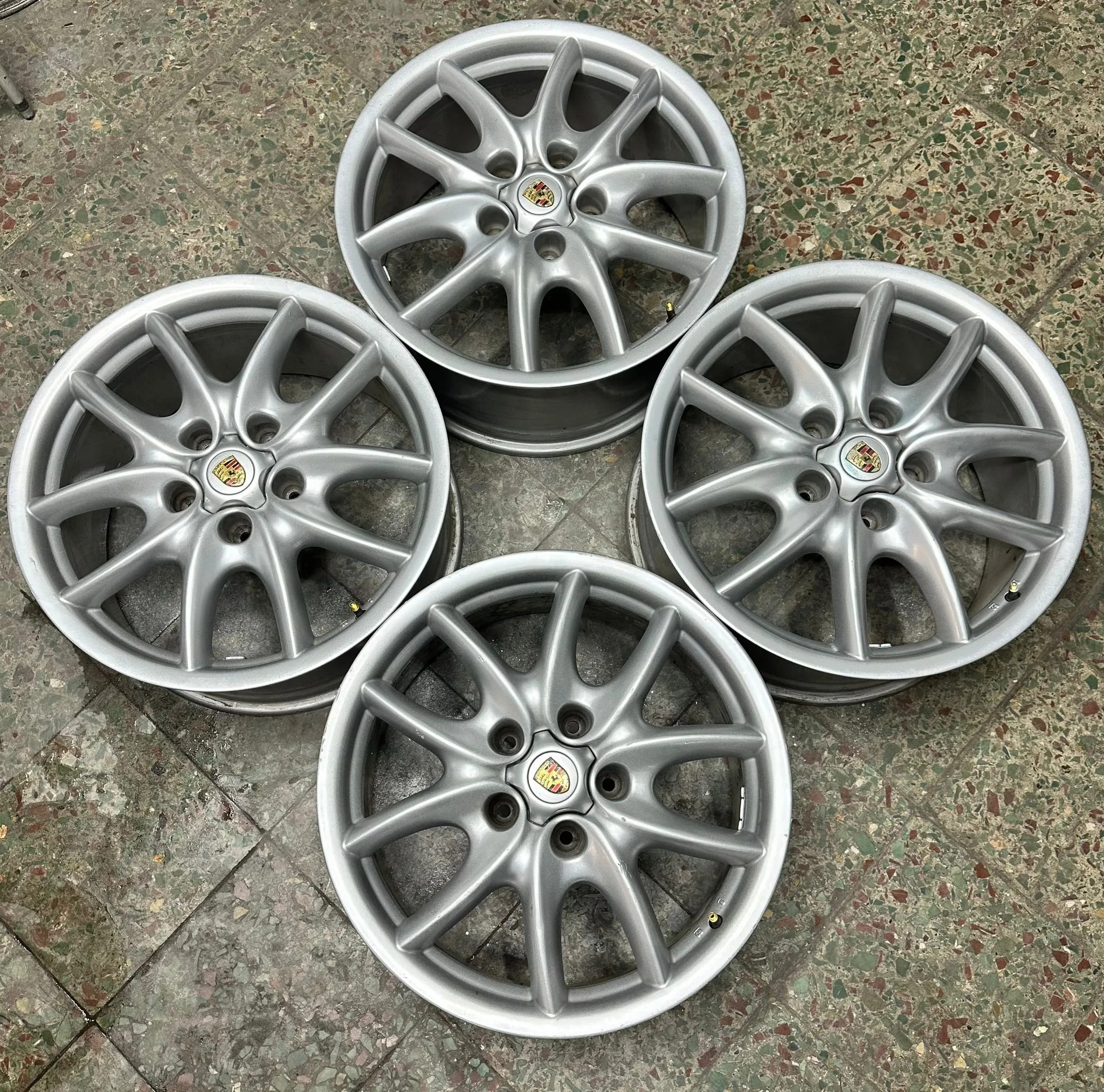 5x130 19 İNÇ J9 ET60 ORJİNAL PORSCHE CAYENNE JANT TAKIMI (K6)