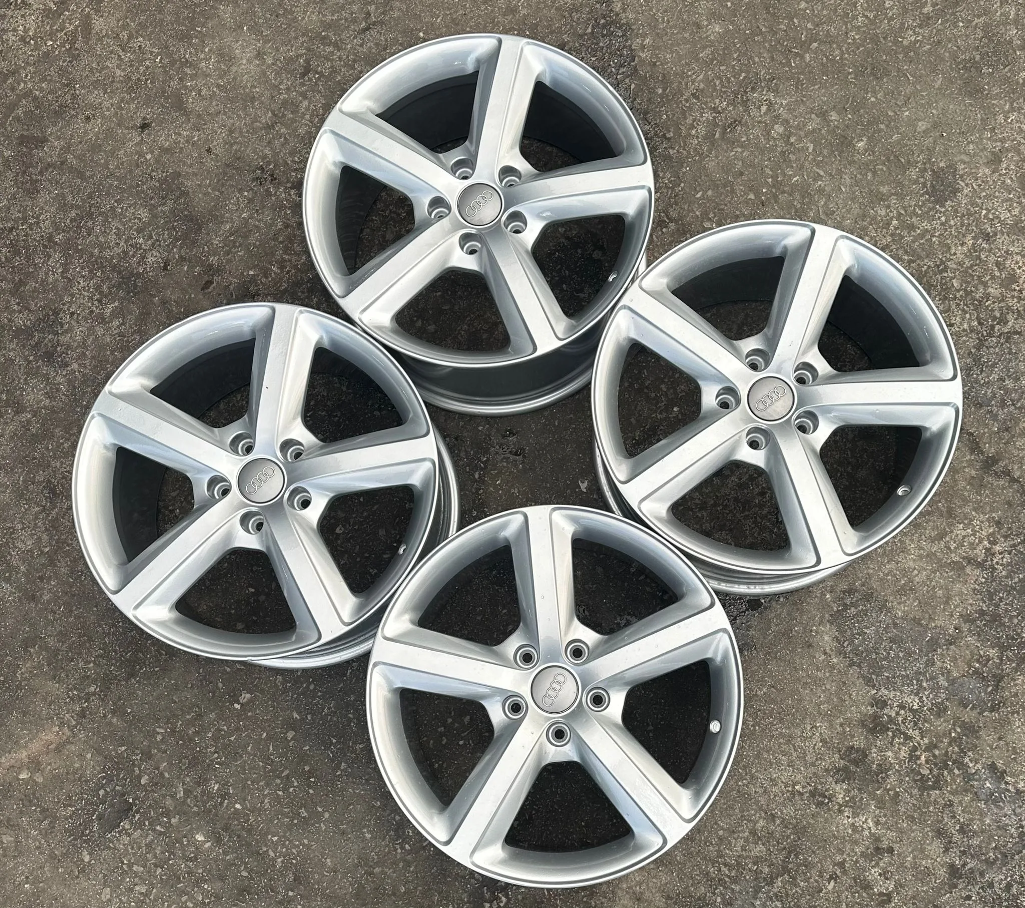 5x130 20 İNÇ J9 ET60 ORJİNAL AUDI Q7 JANT TAKIMI (K6)