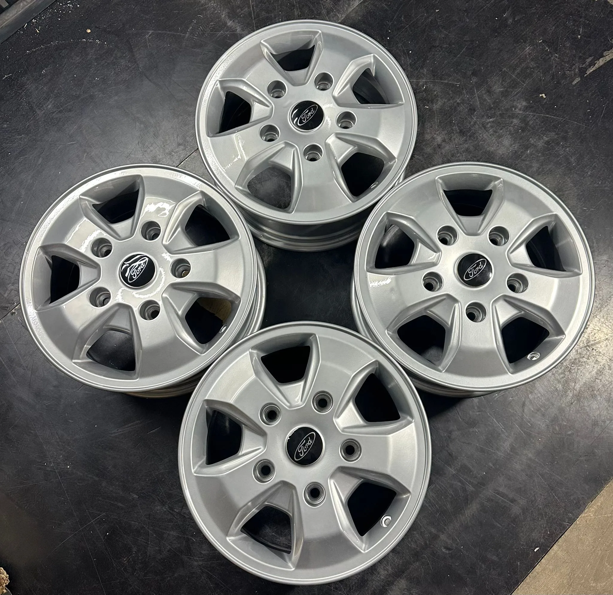 5x160 16 İNÇ J6.5 ET60 ORJİNAL FORD CUSTOM JANT TAKIMI