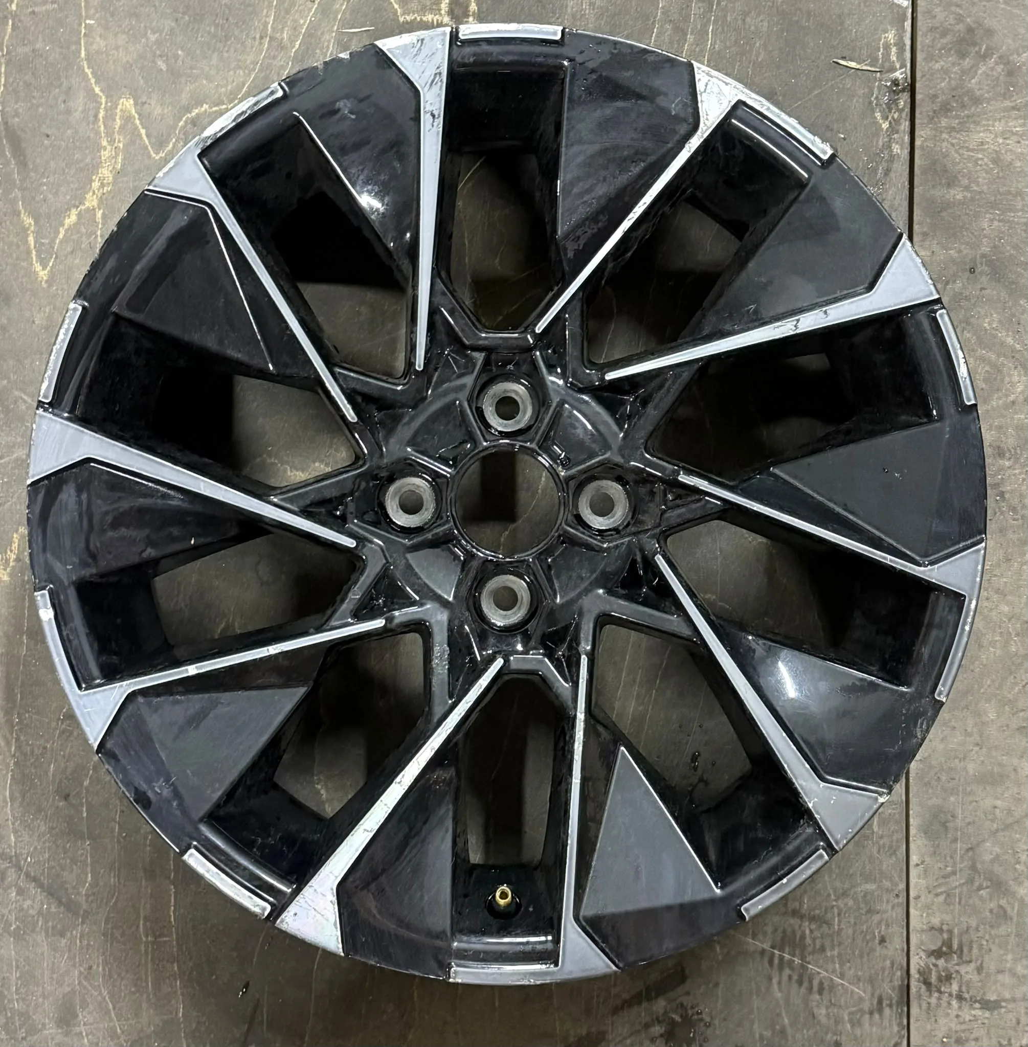4x100-17 7.0 Et37 RENAULT ORJINAL CLIO 5 ALPİNE JANT (1ADET)