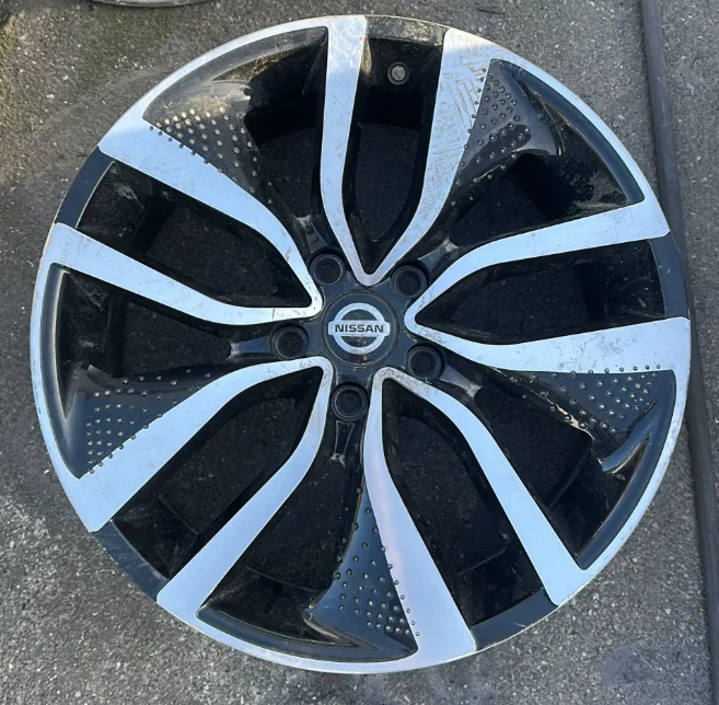 5x114.3 18 İNÇ J8 ET45 RENAULT TALİSMAN TEK JANT
