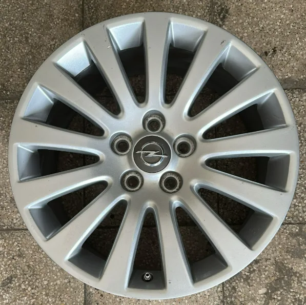 5 120 18 8.0 ET42 CH65.1 OPEL INSIGNIA 18 İNÇ 5X120 ORİJİNAL ÇIKMA TEK ÇELİK JANT