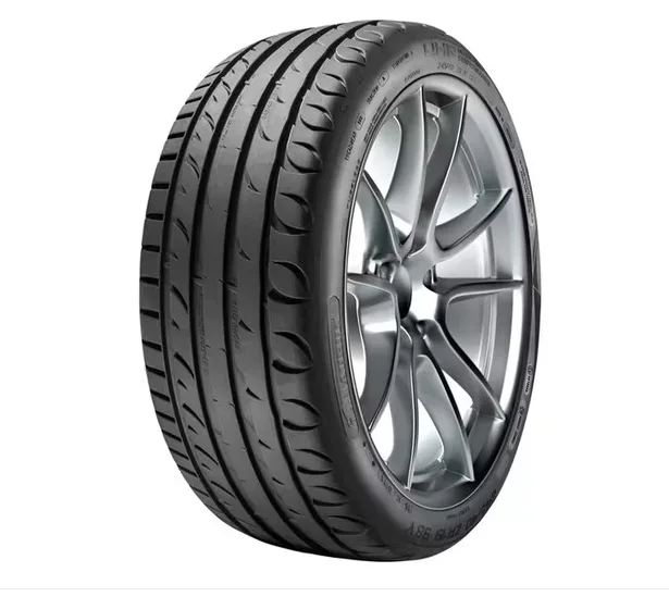 245/35R18 92Y XL ULTRA HIGH PERFORMANCE TAURUS Yaz Lastiği 2025